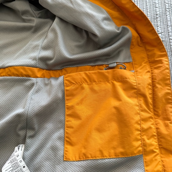 Carhartt Rain Defender Lightweight Jacket - Picture 5 of 6